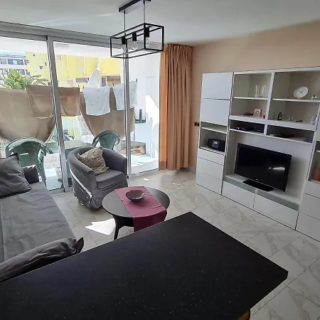 Cozy Very Close To Yumbo Center Playa del Ingles (Gran Canaria)
